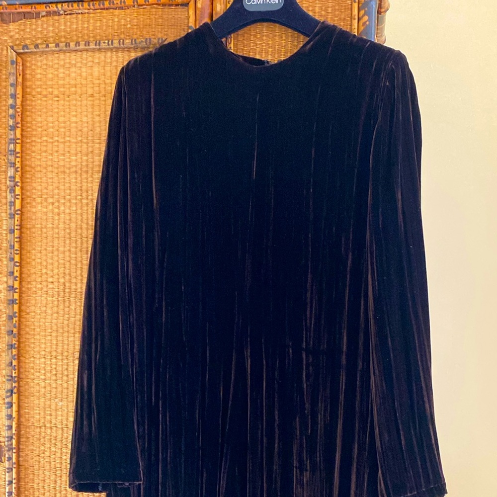 Gorgeous Vintage Calvin Klein Collection Velvet Gown.